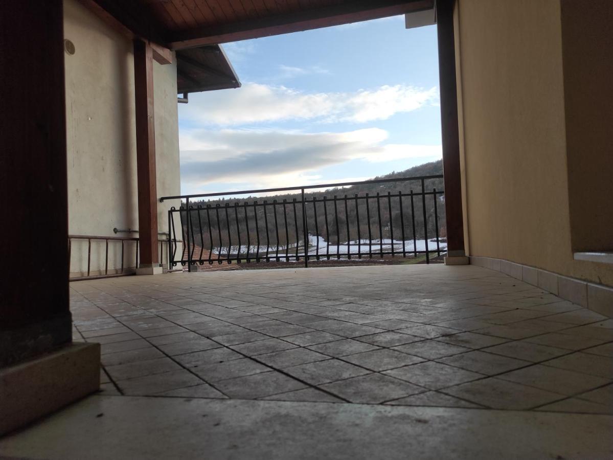 Il Castello - Casa Nel Cuore Dell Abruzzo Ideale Per Relax E Montagna Prata d'Ansidonia Exterior photo